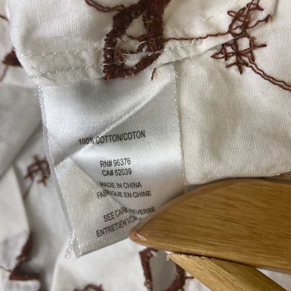 Samuel Dong 100 % cotton button down shirt embroidered  cut out detail Small - Picture 4 of 15